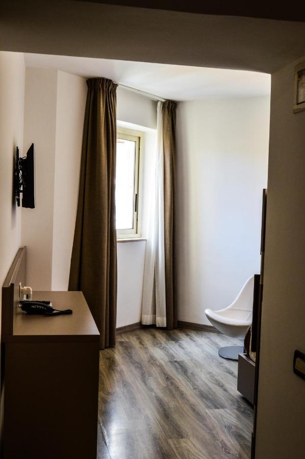 Mediterranea Hotel & Convention Center Salerno Eksteriør billede